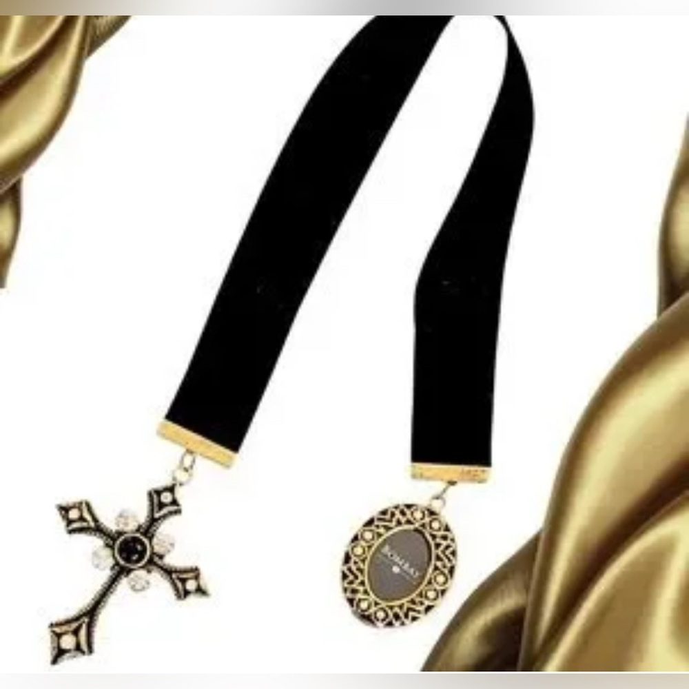Bombay Vintage Medieval Velvet Cross Cameo Choker Bookmark BOMBAY Decor Gothic